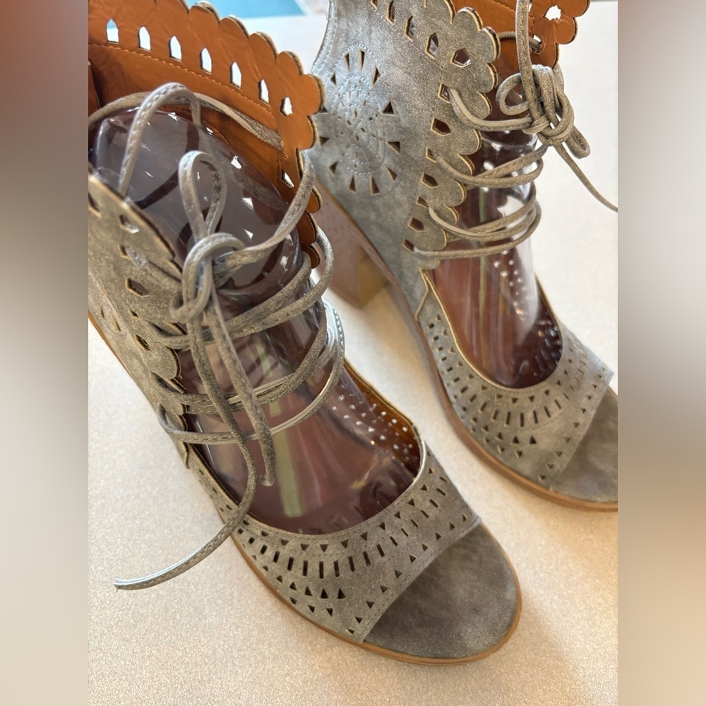 Maurice’s Gray Rustic Boho Cutout Booties